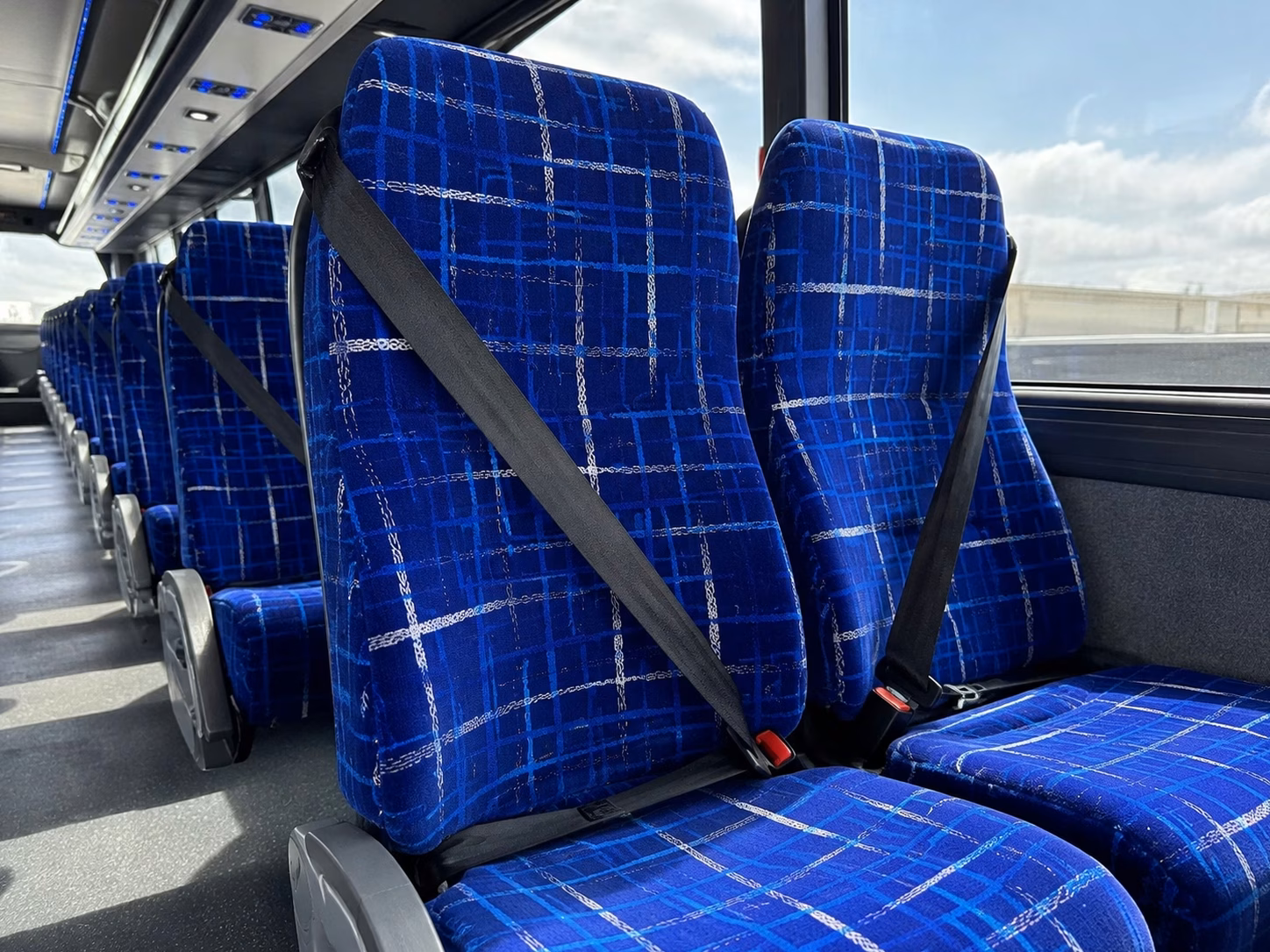 cherry hill charter bus rentals for eagles phillies and flyers games