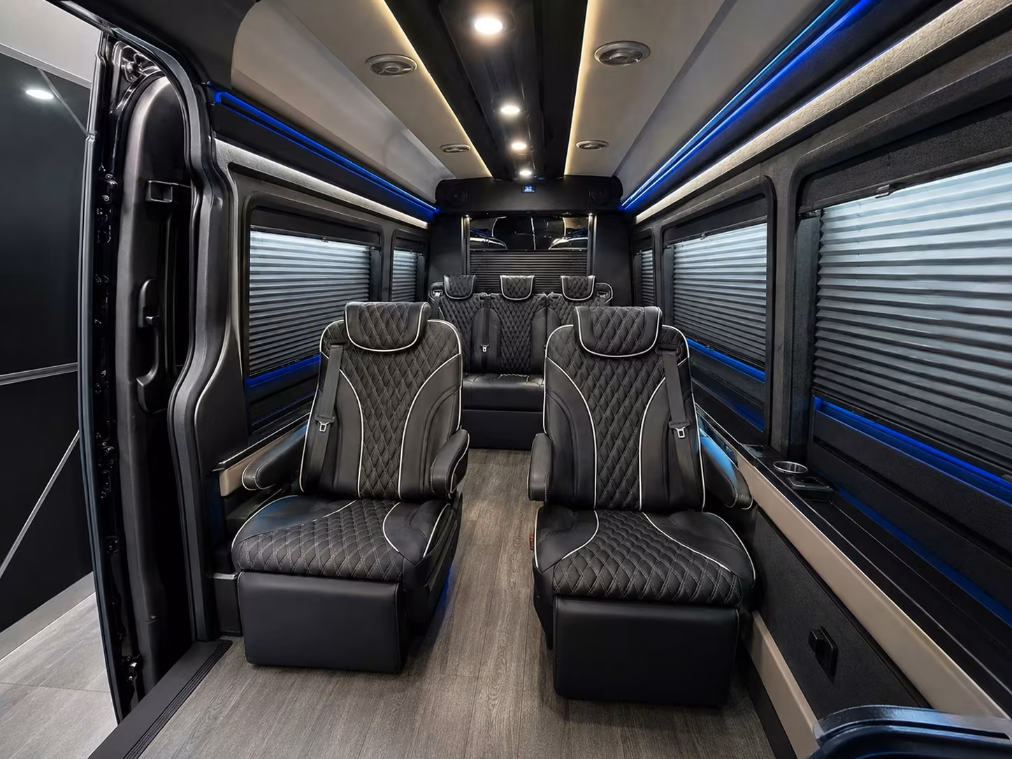 corporate airport transportation for cherry hill business groups