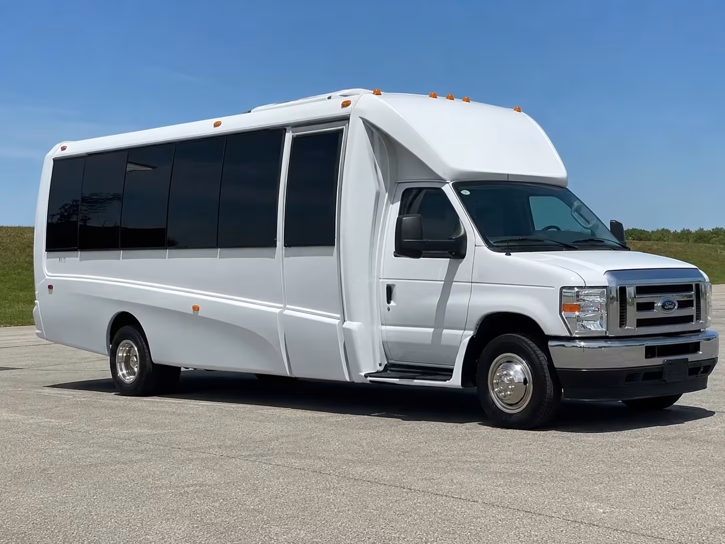 long distance party bus rentals from cherry hill